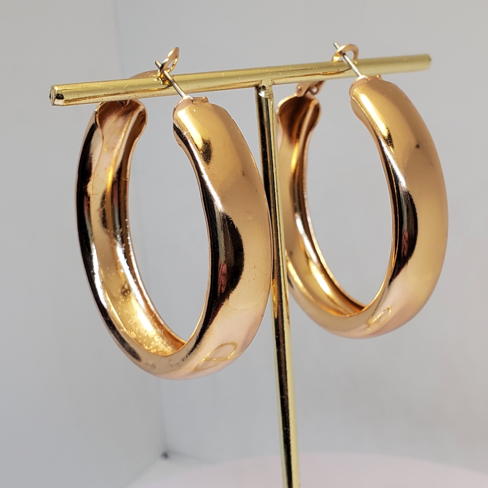 NEW! 14K Gold Plated Classic Chunky Wide Thick Large Hoop Earrings - Picture 7 of 10